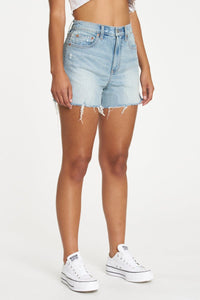 THE KNOCKOUT UTILITY HIGH RISE A LINE SHORT - Las Olas